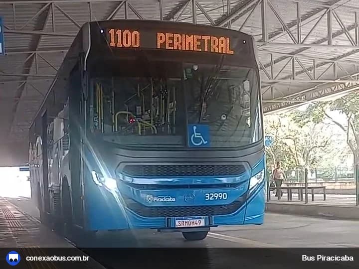 Ônibus CAIO Apache Vip V, da Rápido Sumaré | Pira Mobilidade, prefixo 32990, linha 1100 Perimetral, em Piracicaba-SP