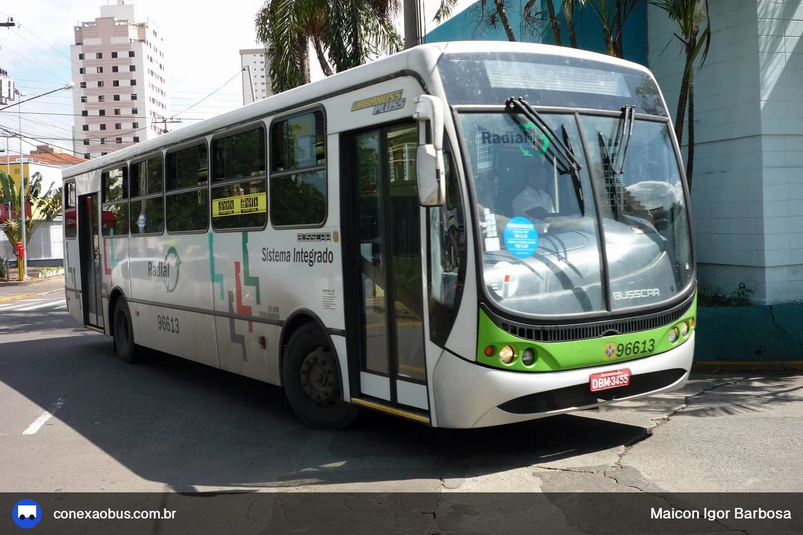 Ônibus Busscar Urbanuss Pluss, da Viação Piracema de Transportes Ltda, prefixo 96613, em Piracicaba-SP