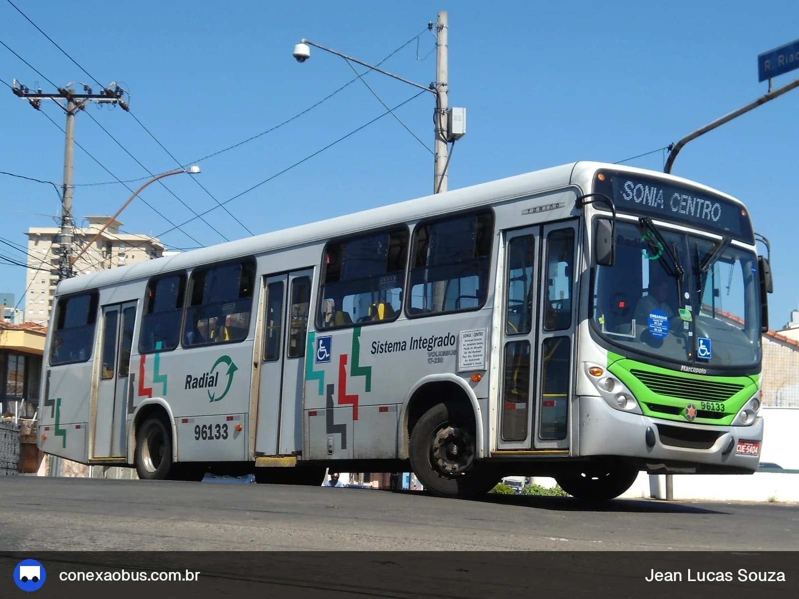 Ônibus Marcopolo Torino, da Viação Piracema de Transportes Ltda, prefixo 96133, em Piracicaba-SP