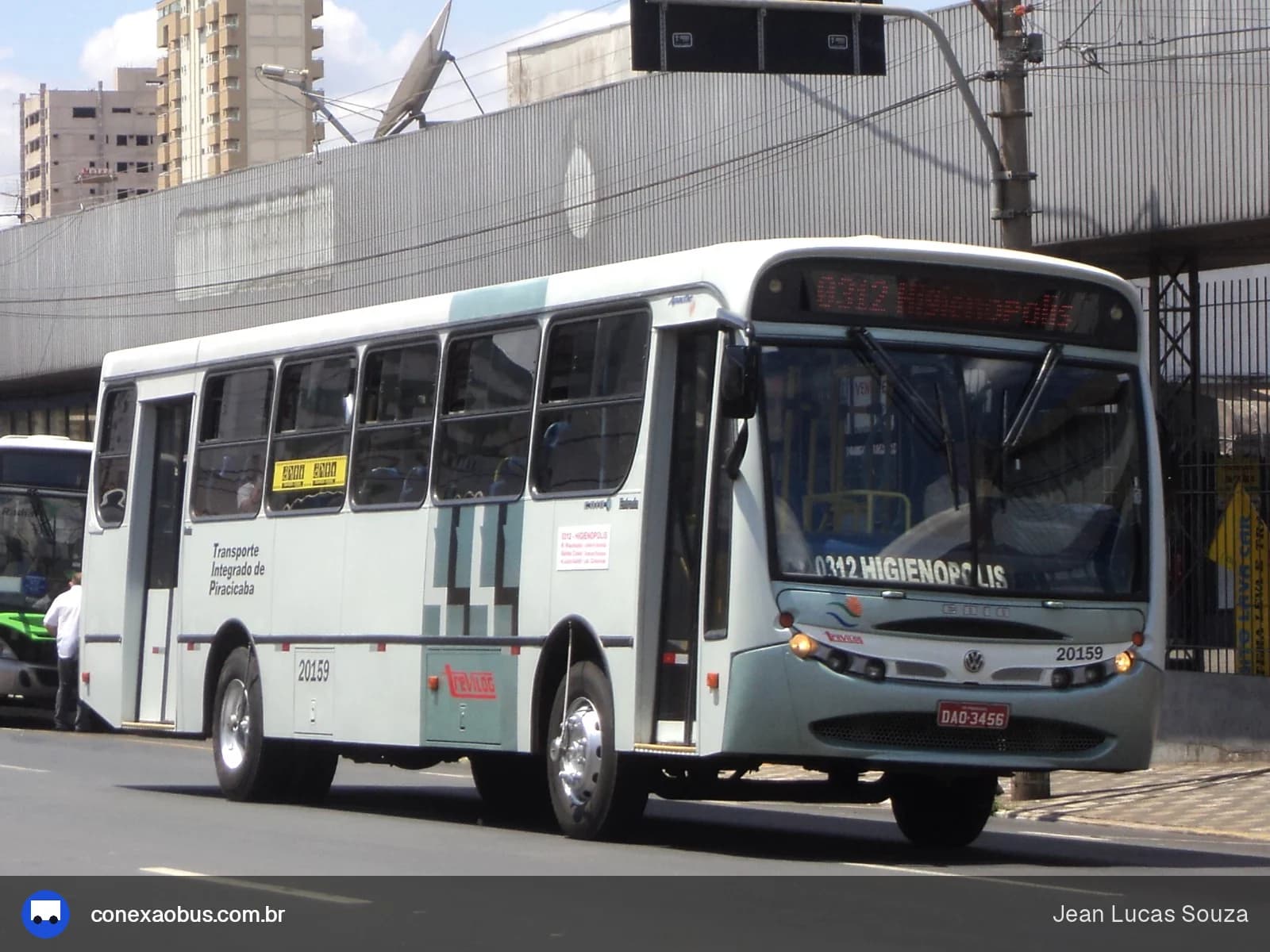 Viação Trevisan e Logística 20159