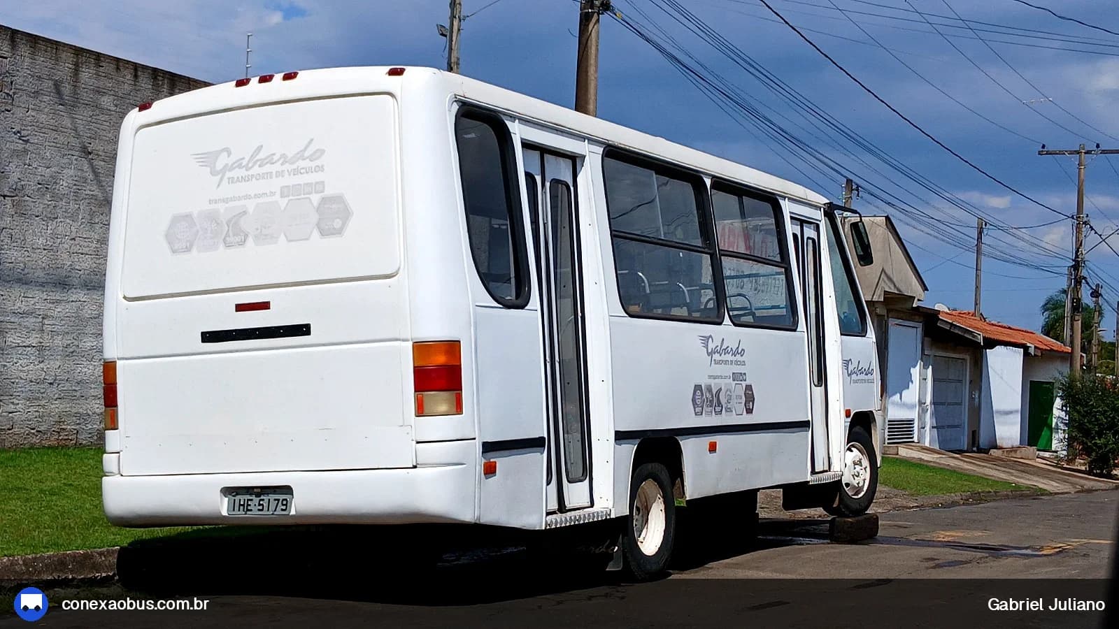 Ônibus Marcopolo Senior GV, da Gabardo Transportes, prefixo 5179, em Piracicaba-SP