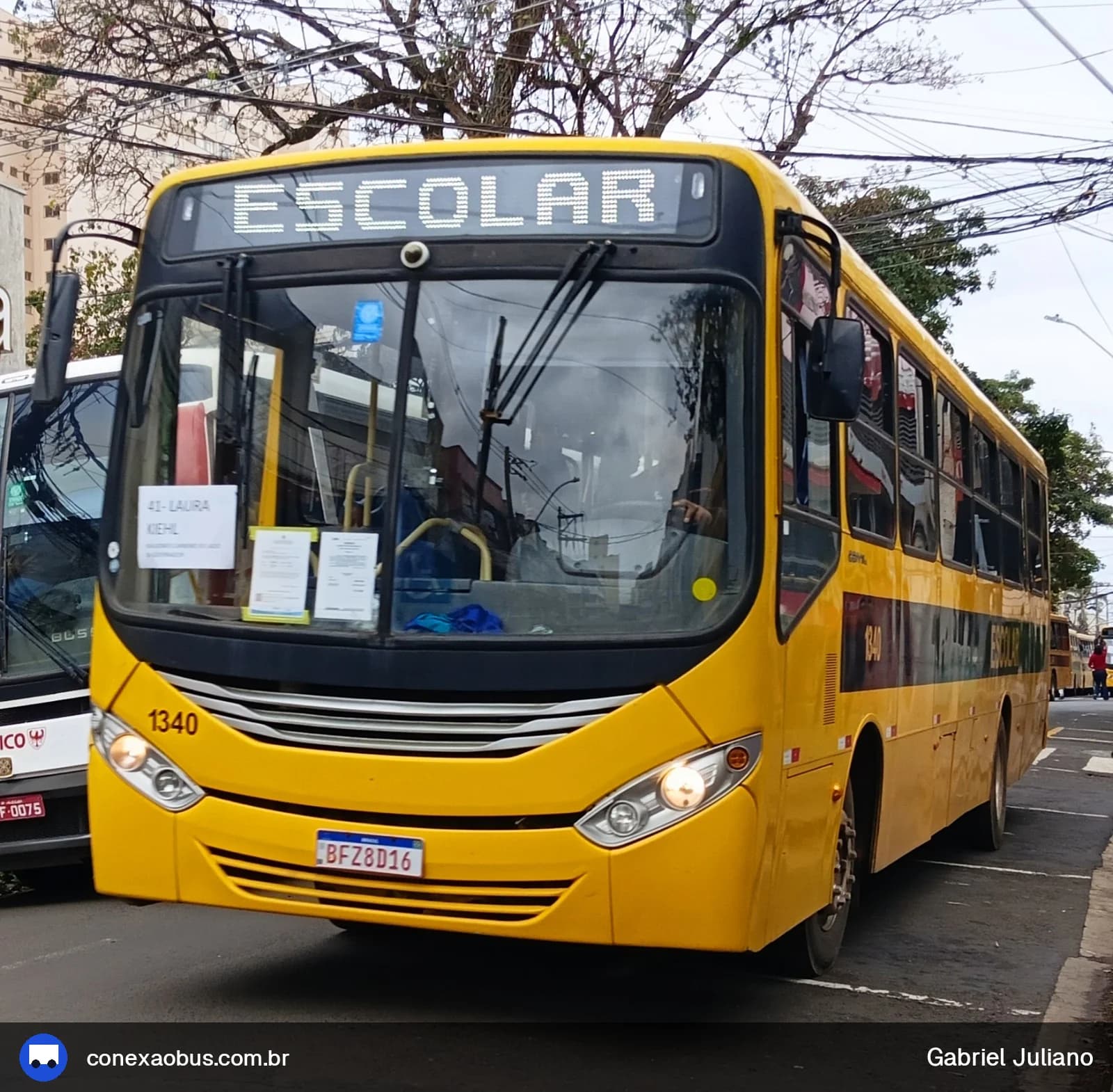 Ônibus Comil Svelto 2012, da Viação Salire, prefixo 1340, em Piracicaba-SP