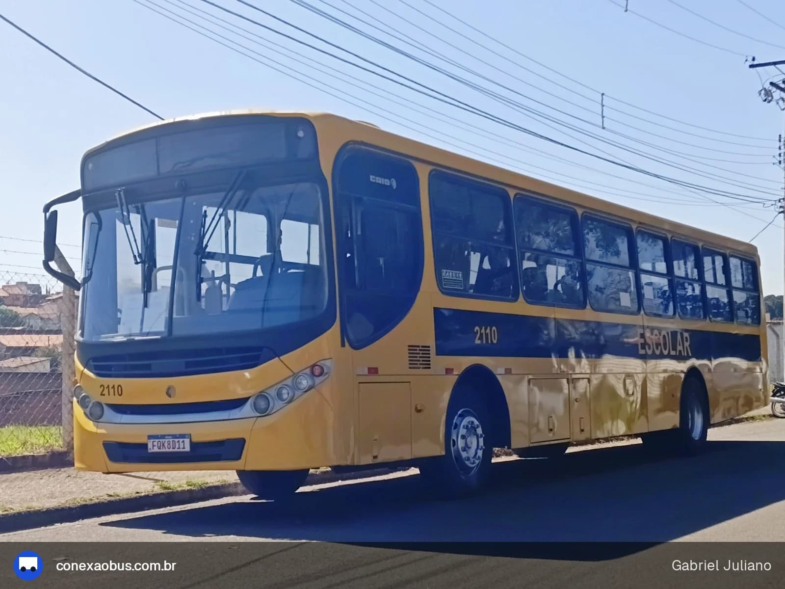 Ônibus CAIO Apache Vip III, da Viação Salire, prefixo 2110, em Piracicaba-SP