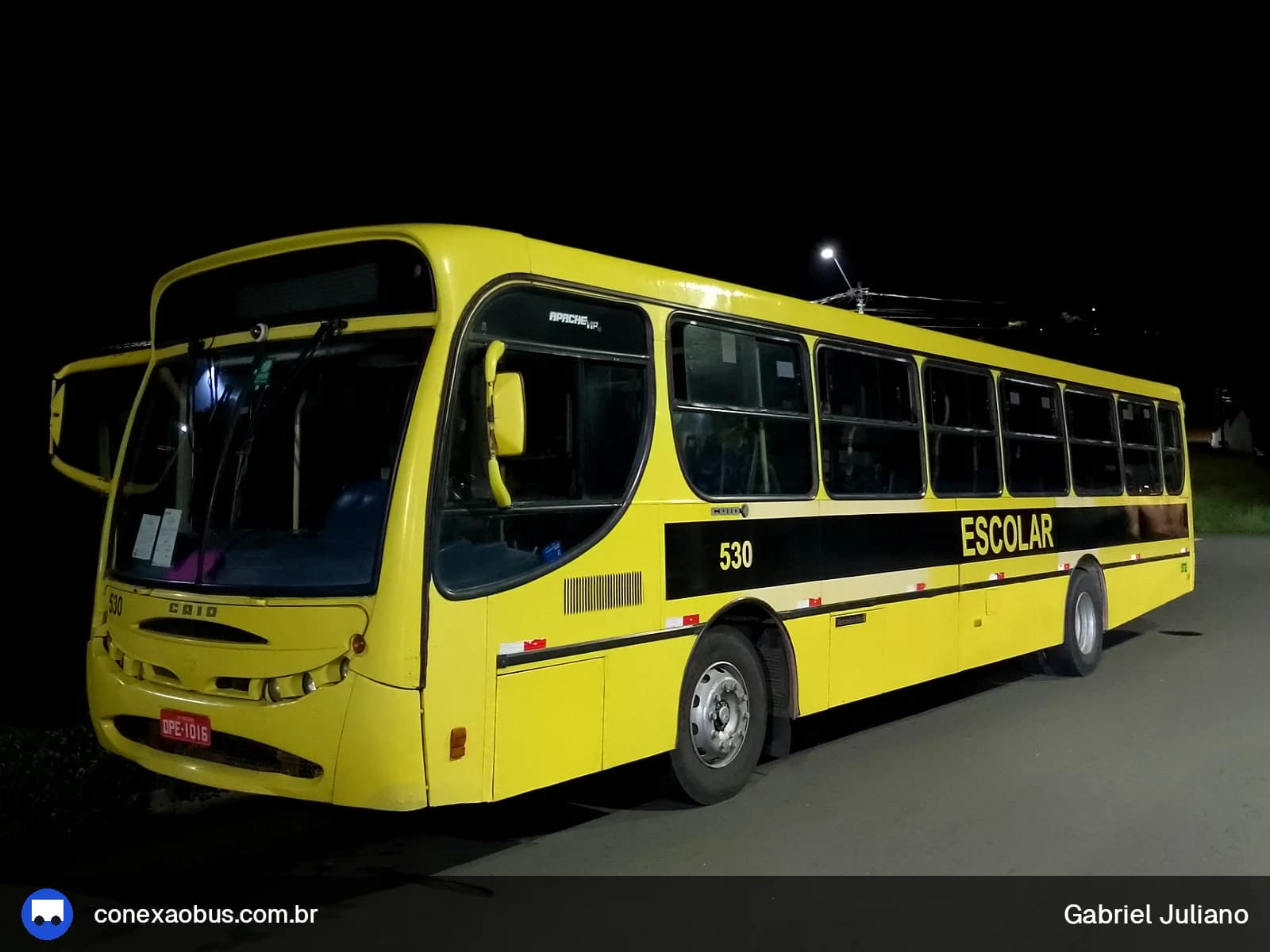 Ônibus CAIO Apache Vip, da Viação Stênico Ltda, prefixo 530, em Piracicaba-SP