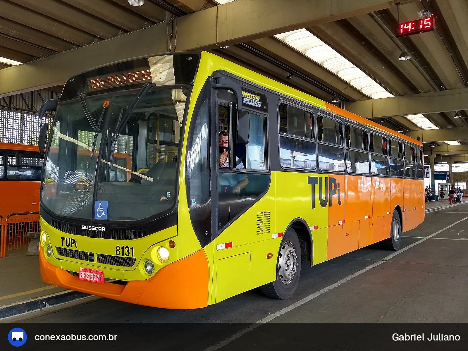 Ônibus Busscar Urbanuss Pluss 2009, da TUPi | Transporte Urbano Piracicaba, prefixo 8131, em Piracicaba-SP