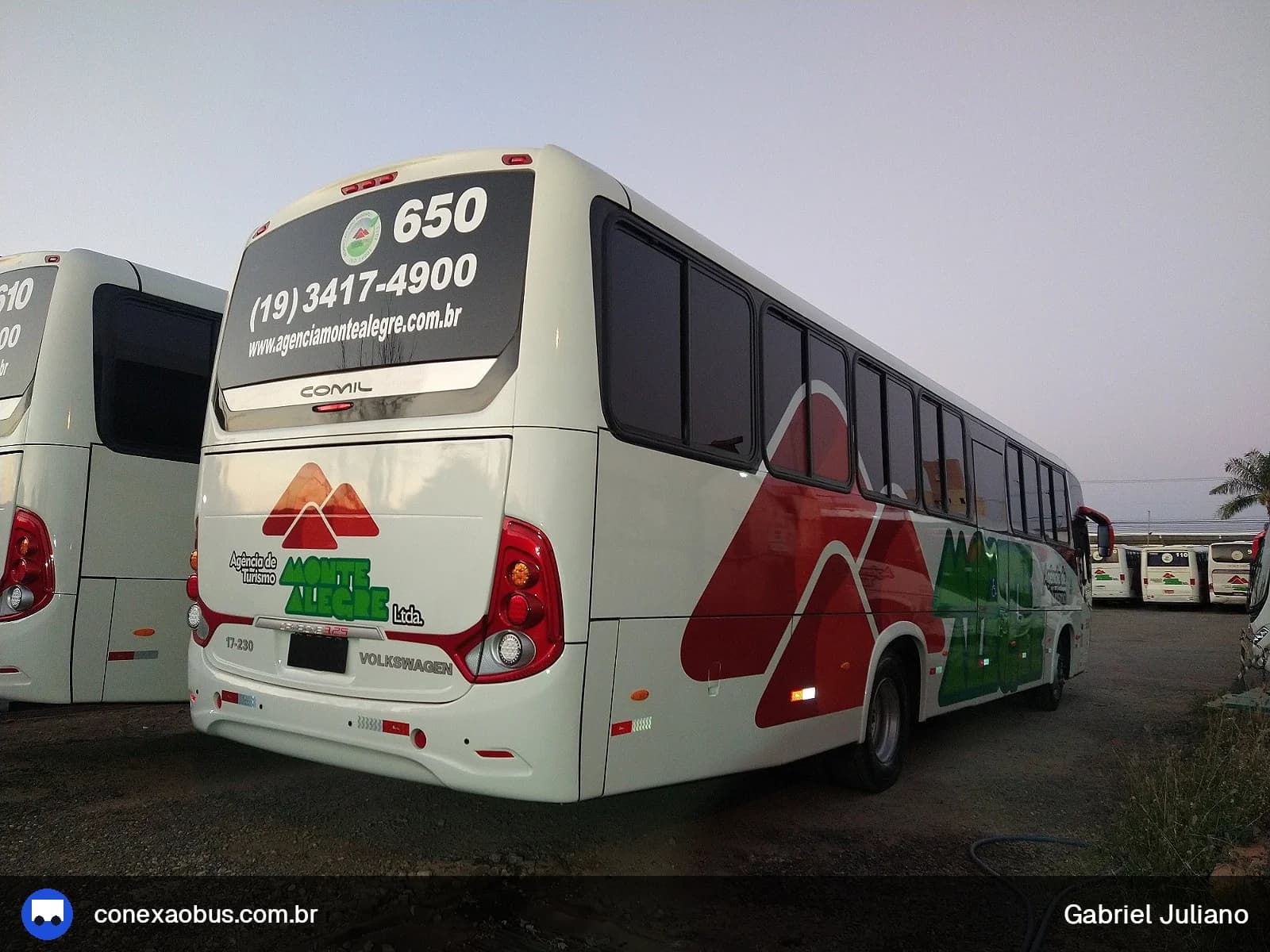 Ônibus Comil Campione 3.25 2014, da Monte Alegre Turismo, prefixo 650, em Piracicaba-SP