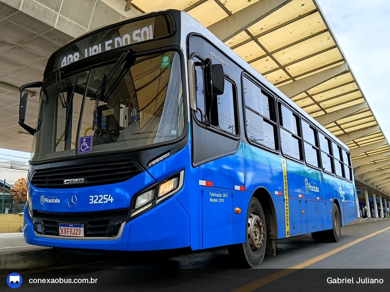 Ônibus CAIO Apache Vip IV, da Rápido Sumaré | Pira Mobilidade, prefixo 32254, em Piracicaba-SP