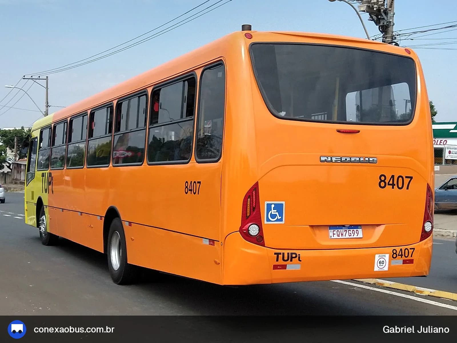 Ônibus Neobus Mega Plus, da TUPi | Transporte Urbano Piracicaba, prefixo 8407, linha 444 SÔNIA  / CENTRO, em Piracicaba-SP