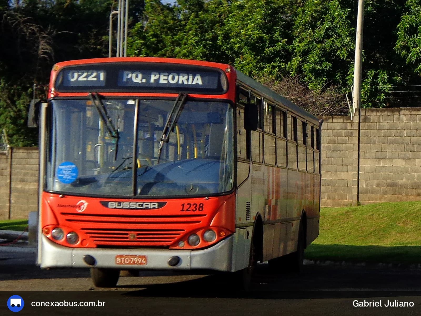 Ônibus Busscar Urbanuss, da VIPA - Viação Panorâmica, prefixo 1238, em Piracicaba-SP