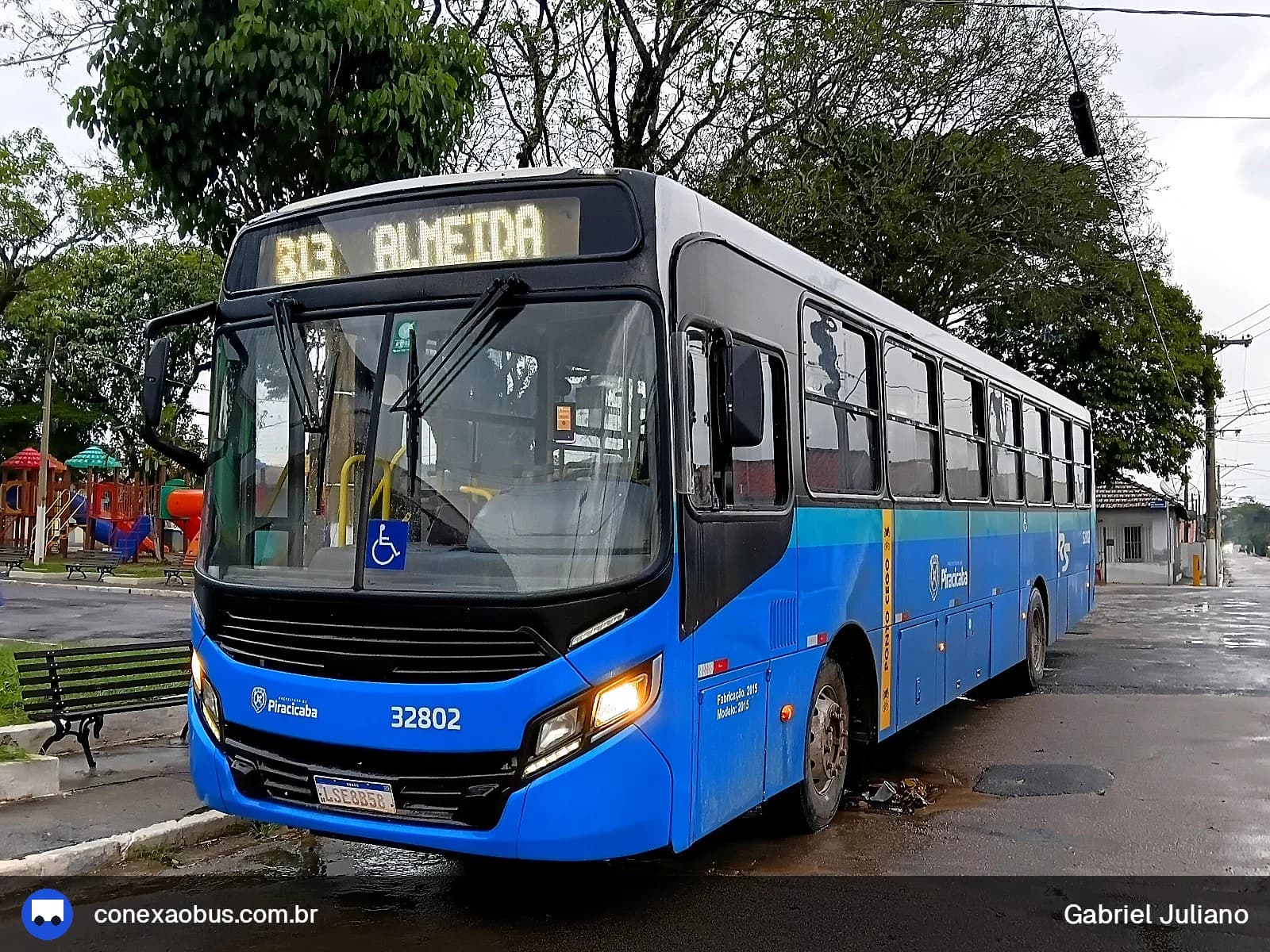 Ônibus CAIO Apache Vip IV, da Rápido Sumaré | Pira Mobilidade, prefixo 32802, em Laranjal Paulista-SP