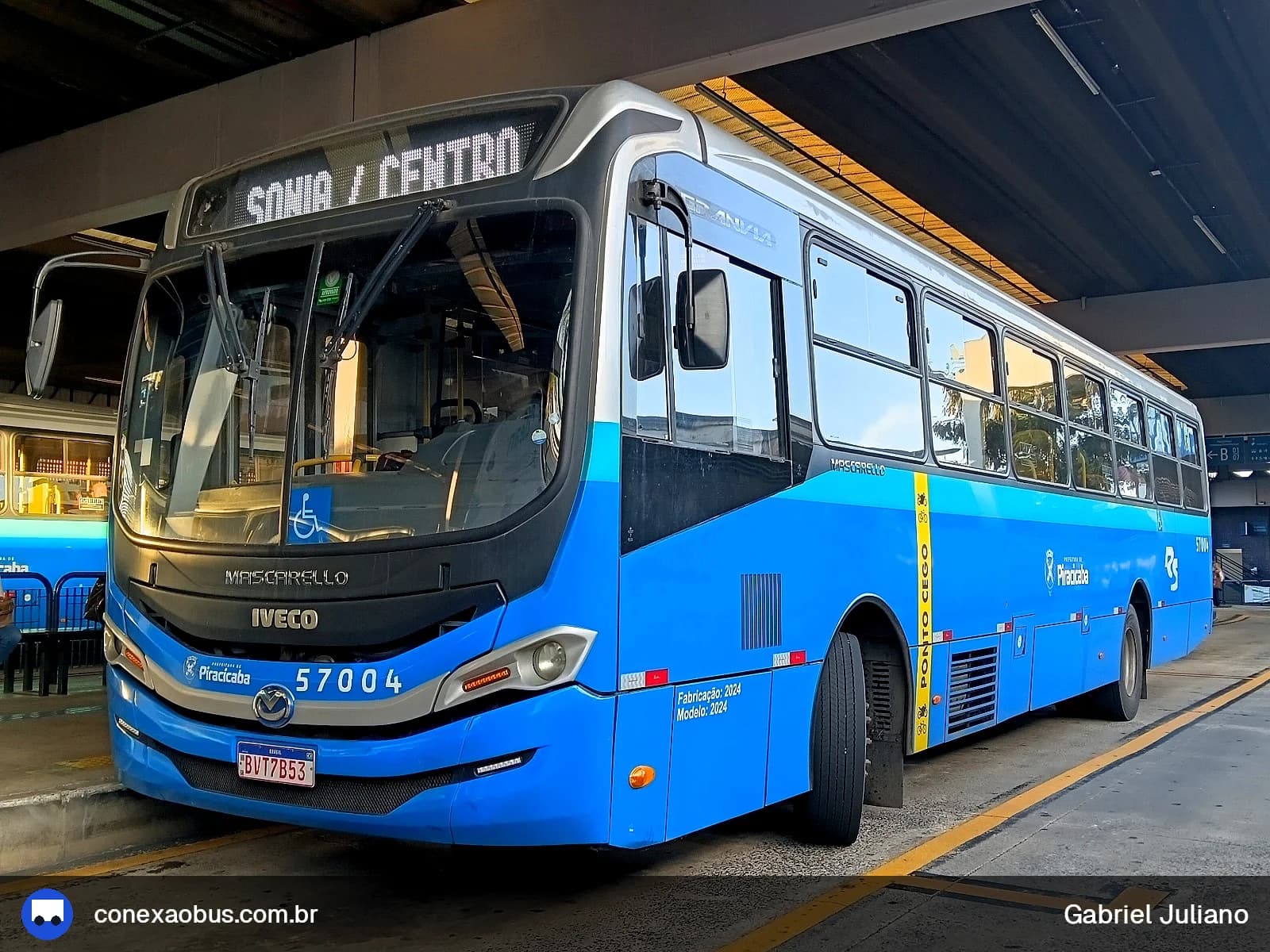 Ônibus Mascarello GRAN Via 2023, da Rápido Sumaré | Pira Mobilidade, prefixo 57004, em Piracicaba-SP