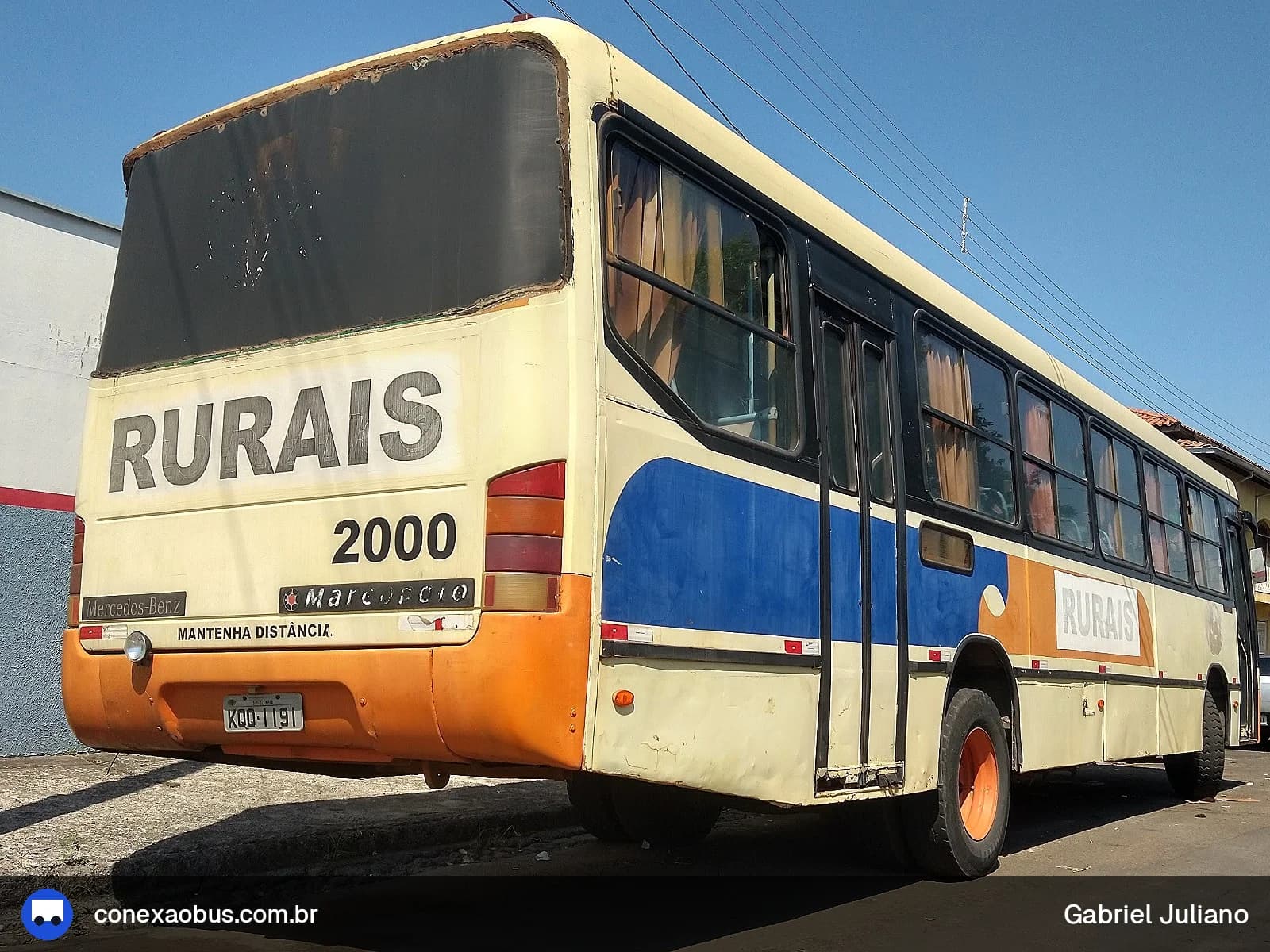 Ônibus Marcopolo Viale, da PARTICULARES, prefixo 2000, em Piracicaba-SP