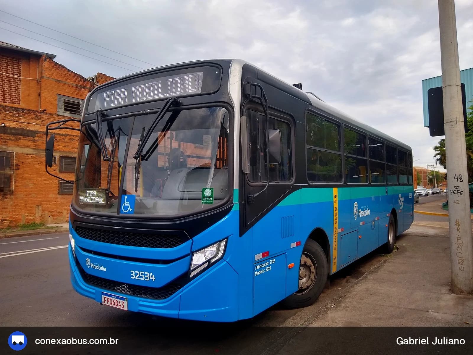 Ônibus CAIO Apache Vip V, da Rápido Sumaré | Pira Mobilidade, prefixo 32534, em Piracicaba-SP