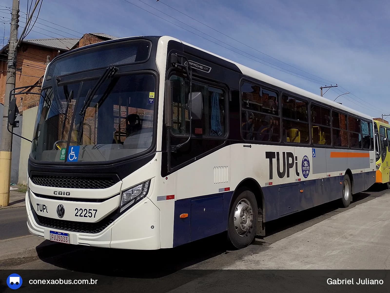 Ônibus CAIO Apache Vip V, da TUPi | Transporte Urbano Piracicaba, prefixo 22257, em Piracicaba-SP