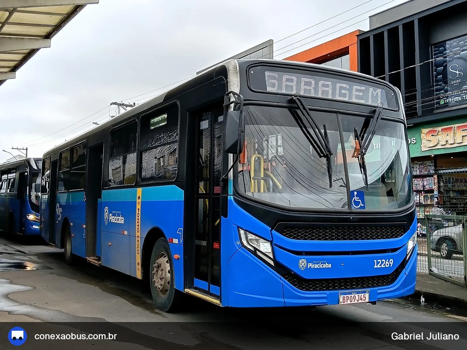 Ônibus CAIO Apache Vip V, da Rápido Sumaré | Pira Mobilidade, prefixo 12269, em Piracicaba-SP