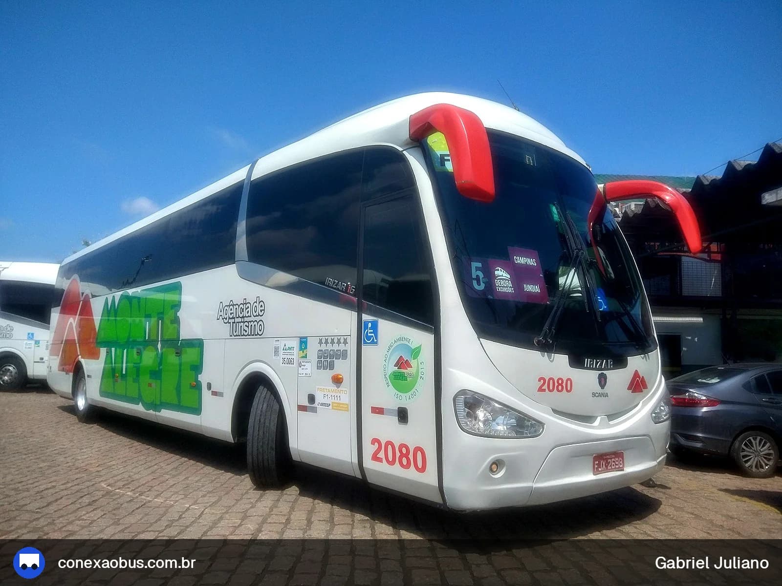 Ônibus Irizar I6 370, da Monte Alegre Turismo, prefixo 2080, em Piracicaba-SP