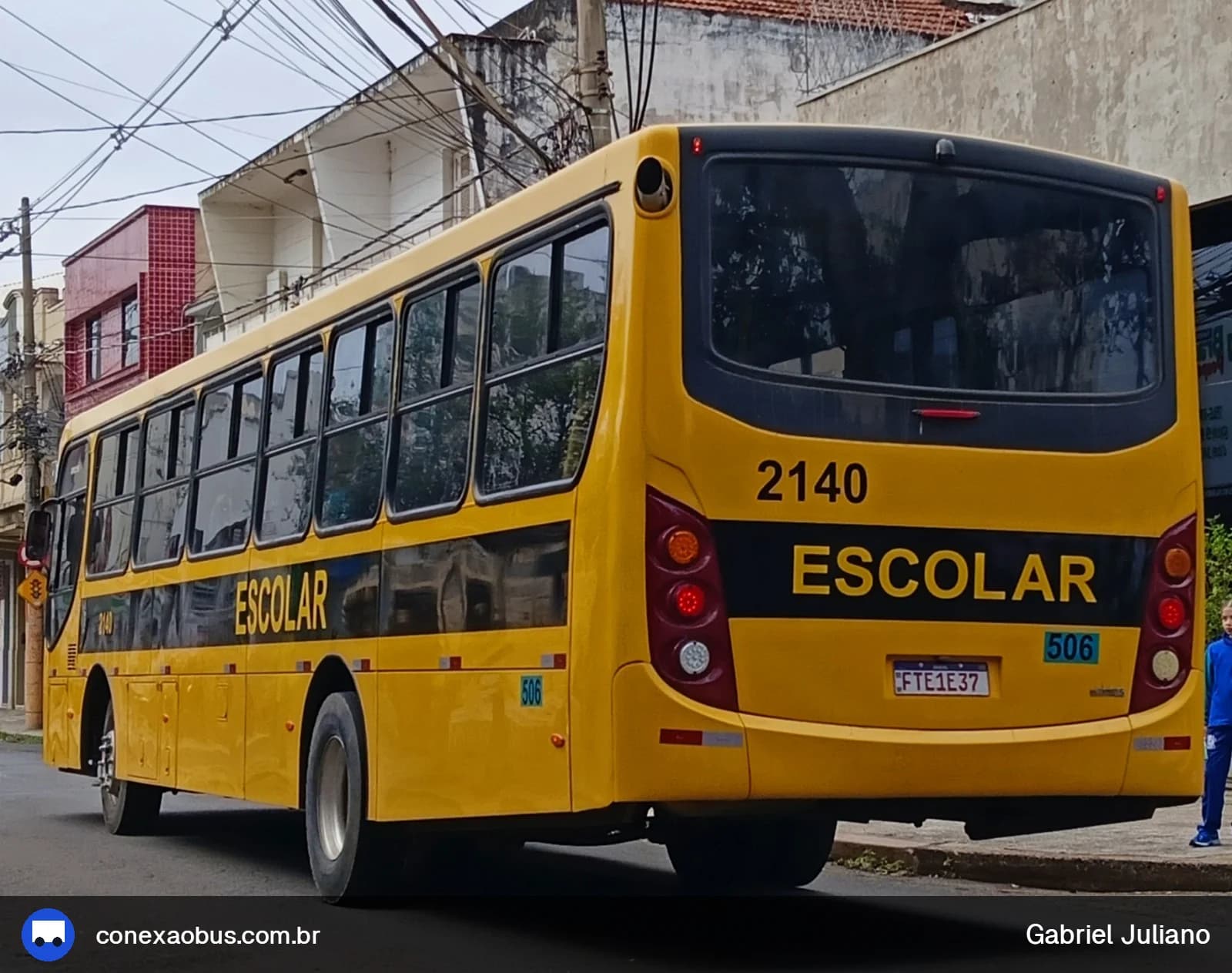 Ônibus CAIO Apache Vip III, da Viação Salire, prefixo 2140, em Piracicaba-SP