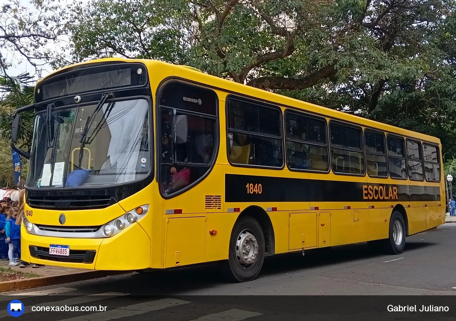 Ônibus CAIO Apache Vip III, da Viação Salire, prefixo 1840, em Piracicaba-SP
