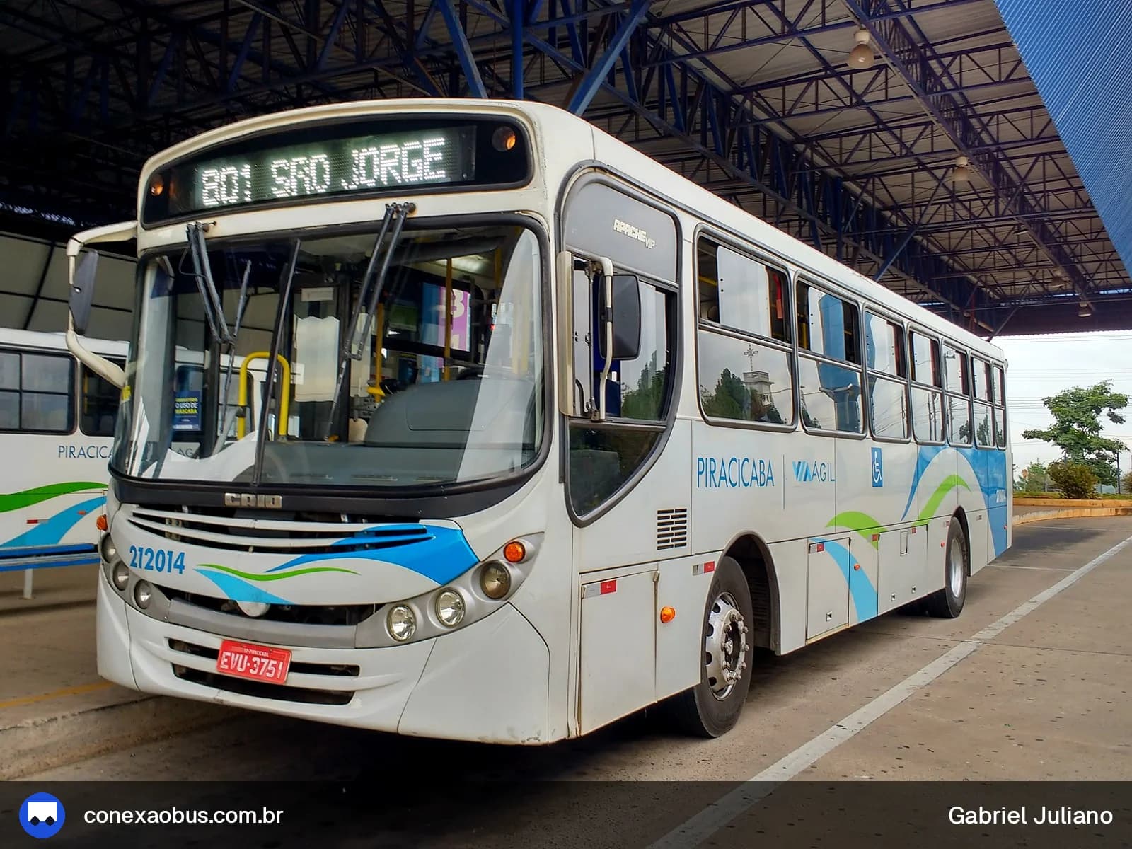 Ônibus CAIO Apache Vip II, da Via Ágil | Transporte Coletivo de Piracicaba, prefixo 212014, em Piracicaba-SP