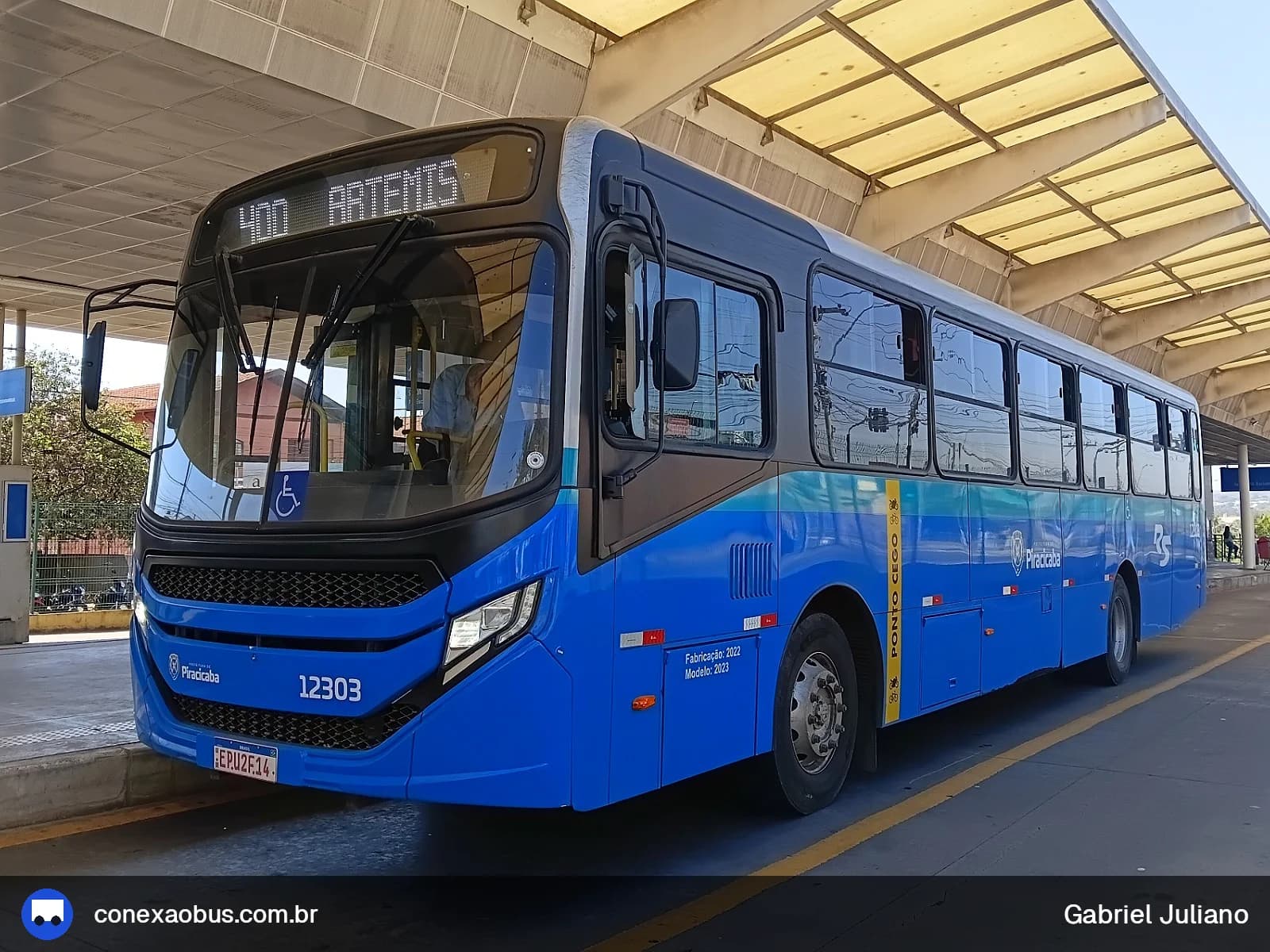 Ônibus CAIO Apache Vip V, da Rápido Sumaré | Pira Mobilidade, prefixo 12303, em Piracicaba-SP