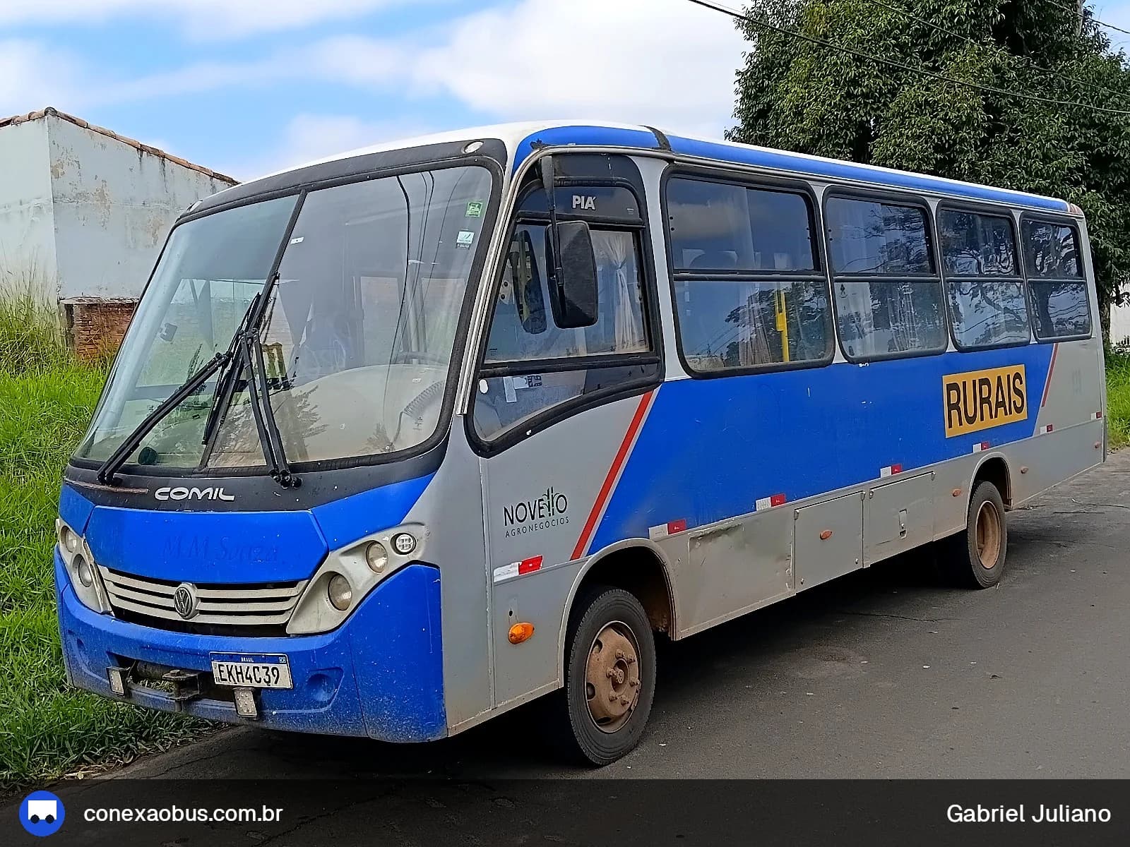 Ônibus Comil Piá 2008, da Novello Agronegócios, prefixo 139, em Piracicaba-SP