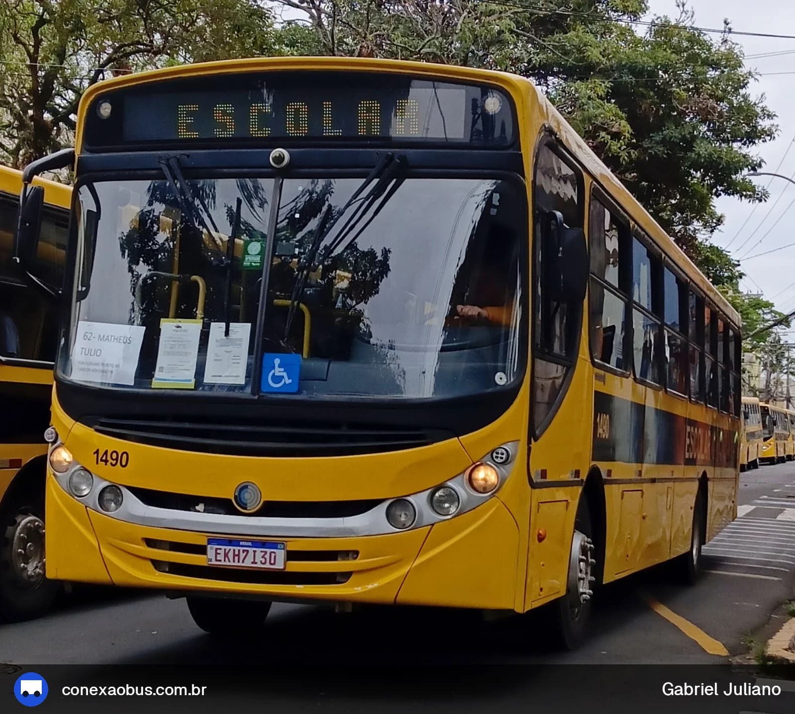 Ônibus CAIO Apache Vip II, da Viação Salire, prefixo 1490, em Piracicaba-SP