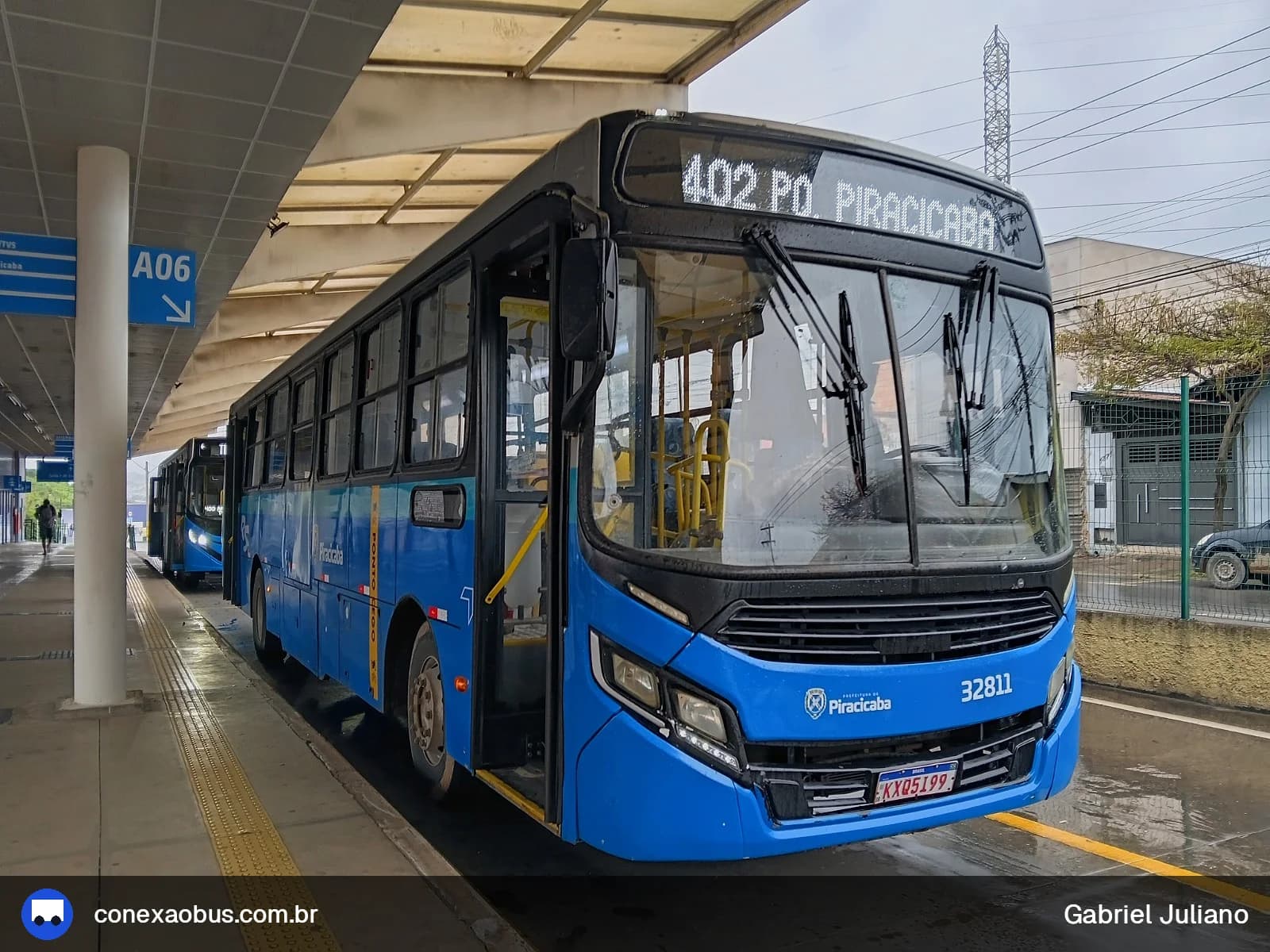 Ônibus CAIO Apache Vip IV, da Rápido Sumaré | Pira Mobilidade, prefixo 32811, em Piracicaba-SP