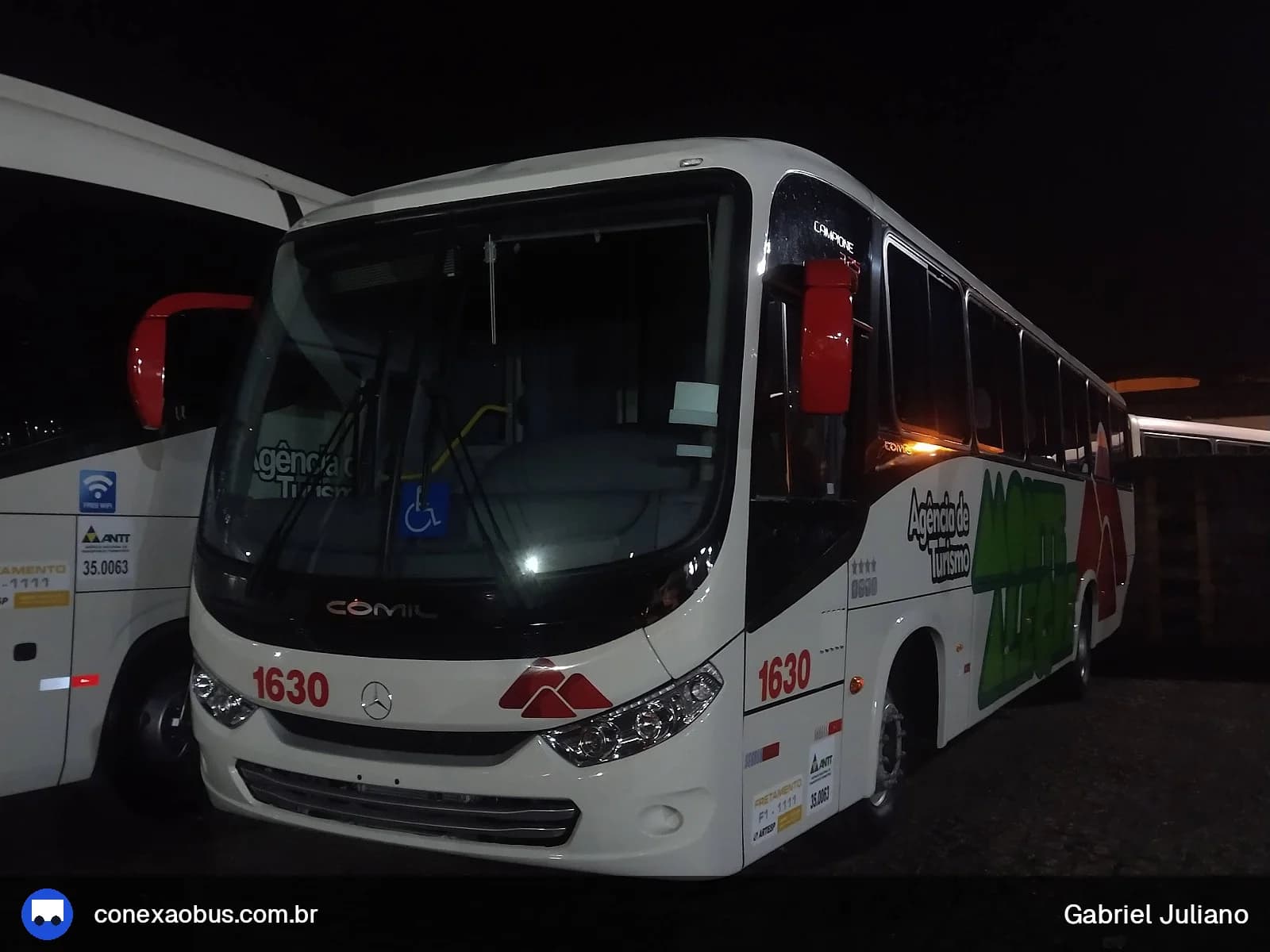 Ônibus Comil Campione 3.25 2014, da Monte Alegre Turismo, prefixo 1630, em Piracicaba-SP