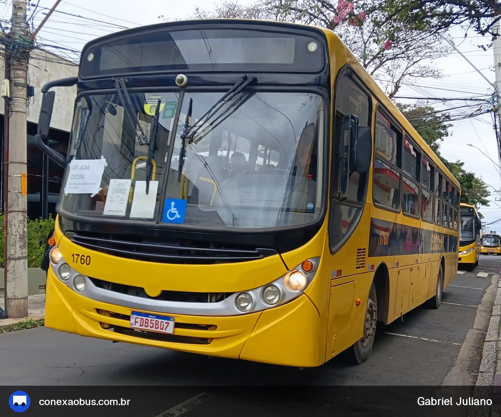 Ônibus CAIO Apache Vip II, da Viação Salire, prefixo 1760, em Piracicaba-SP