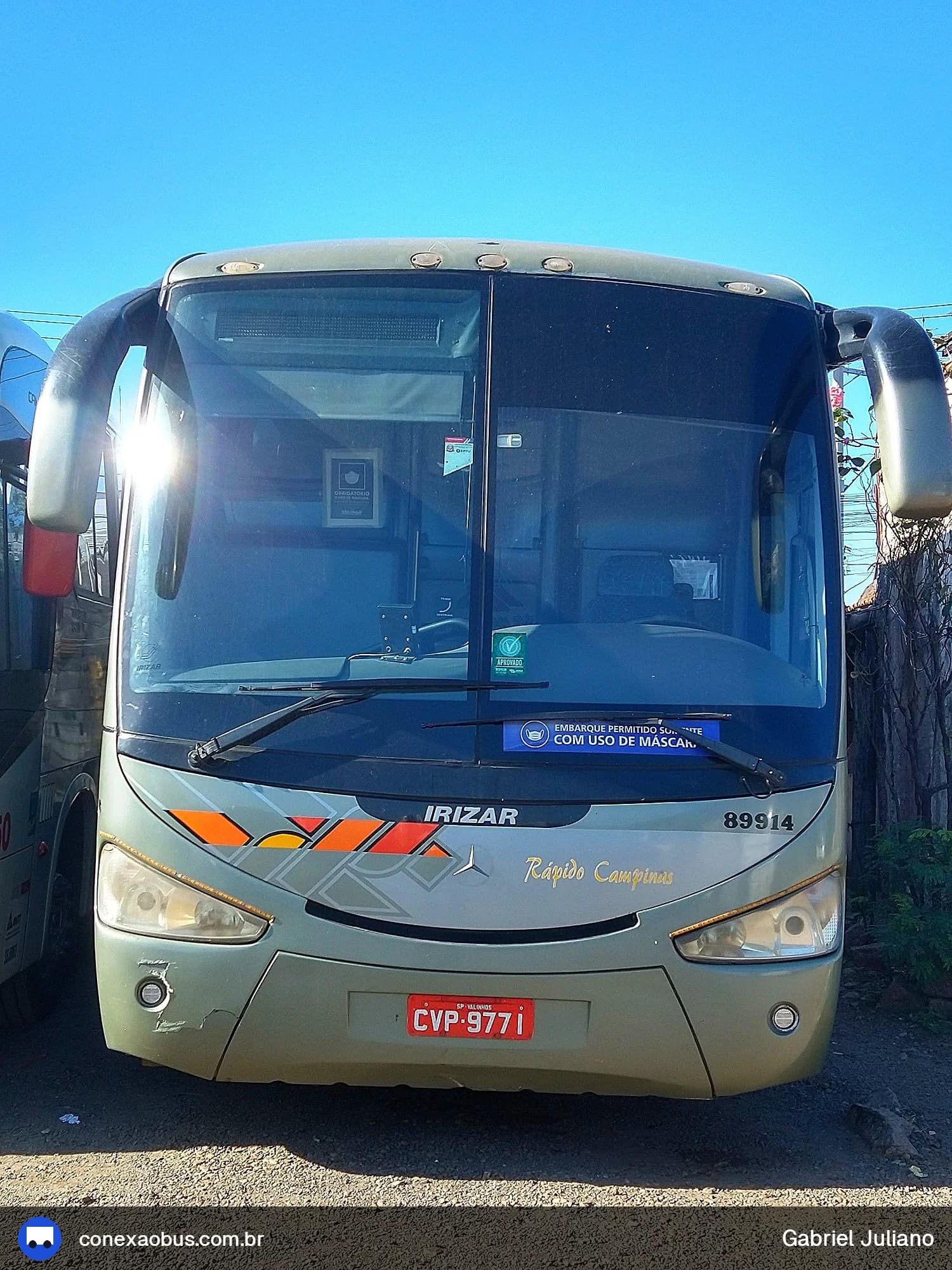 Ônibus Irizar Century 370, da Rápido Campinas, prefixo 89914, em Piracicaba-SP