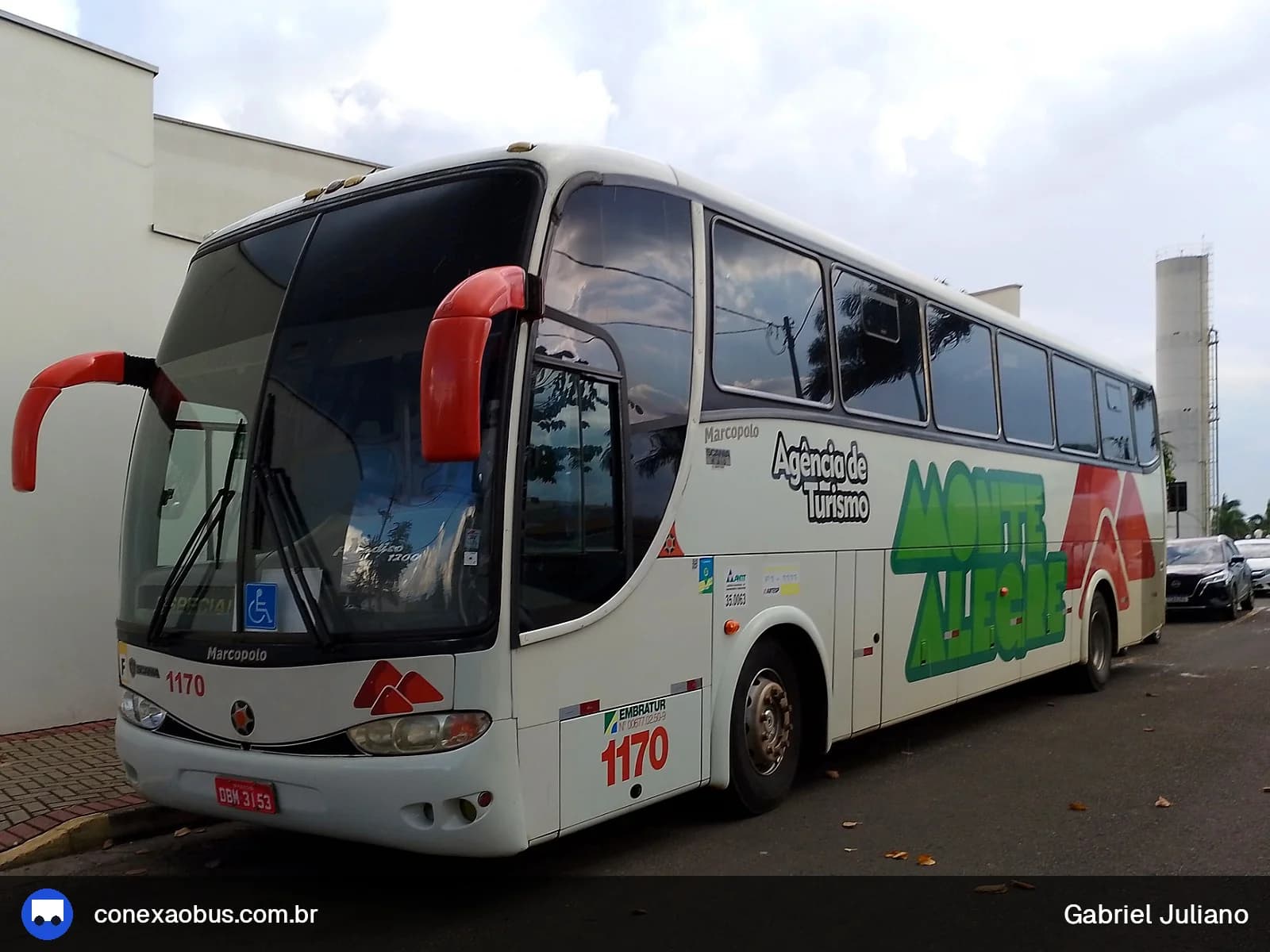 Ônibus Marcopolo Paradiso G6 1200, da Monte Alegre Turismo, prefixo 1170, em Piracicaba-SP