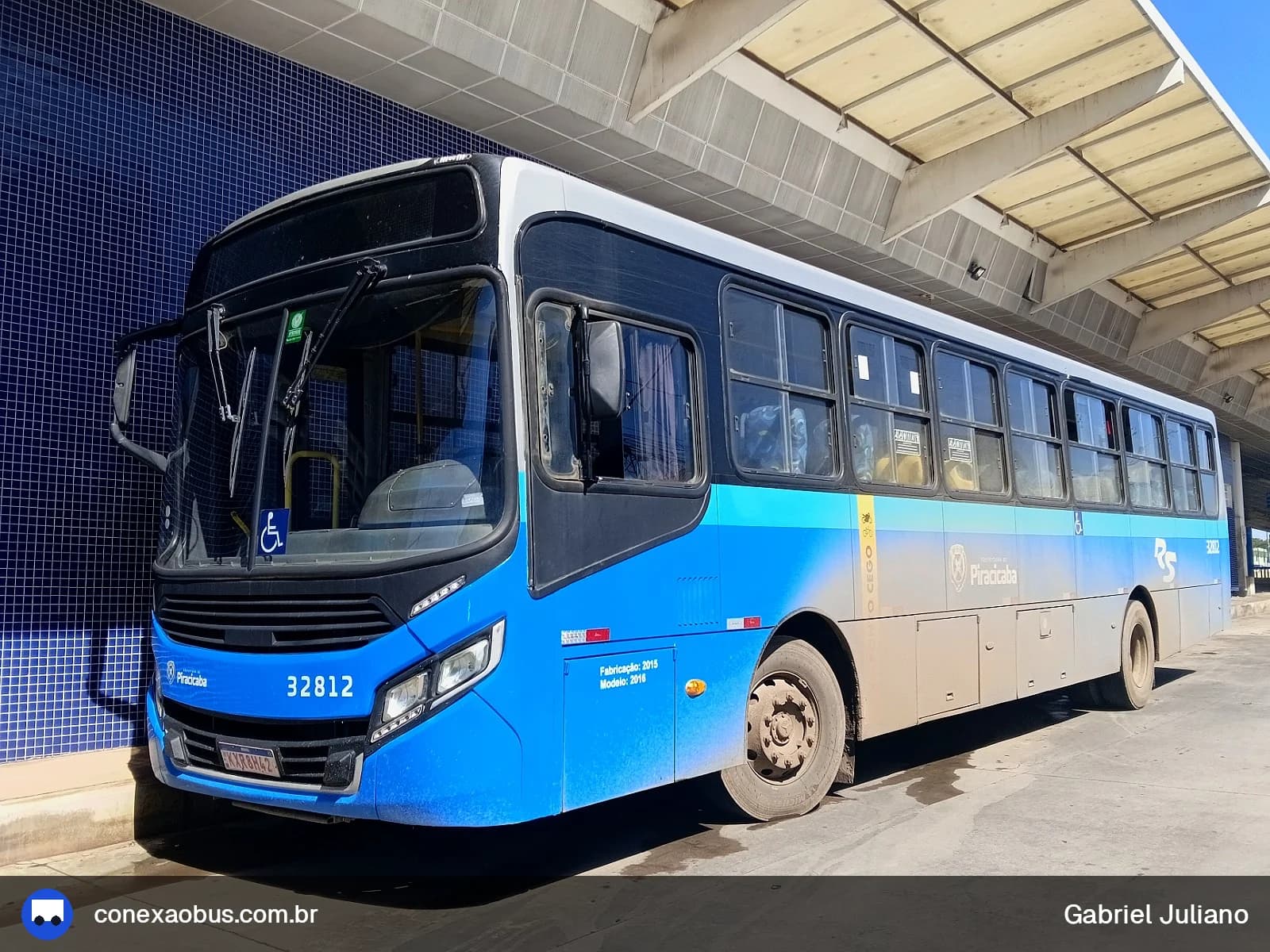 Ônibus CAIO Apache Vip IV, da Rápido Sumaré | Pira Mobilidade, prefixo 32812, em Piracicaba-SP