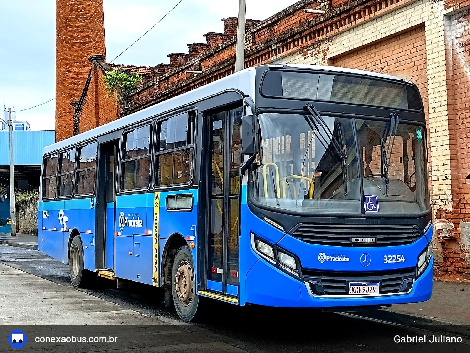 Ônibus CAIO Apache Vip IV, da Rápido Sumaré | Pira Mobilidade, prefixo 32254, em Piracicaba-SP