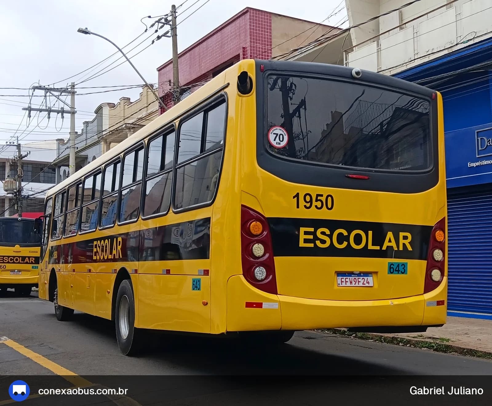 Ônibus CAIO Apache Vip III, da Viação Salire, prefixo 1950, em Piracicaba-SP