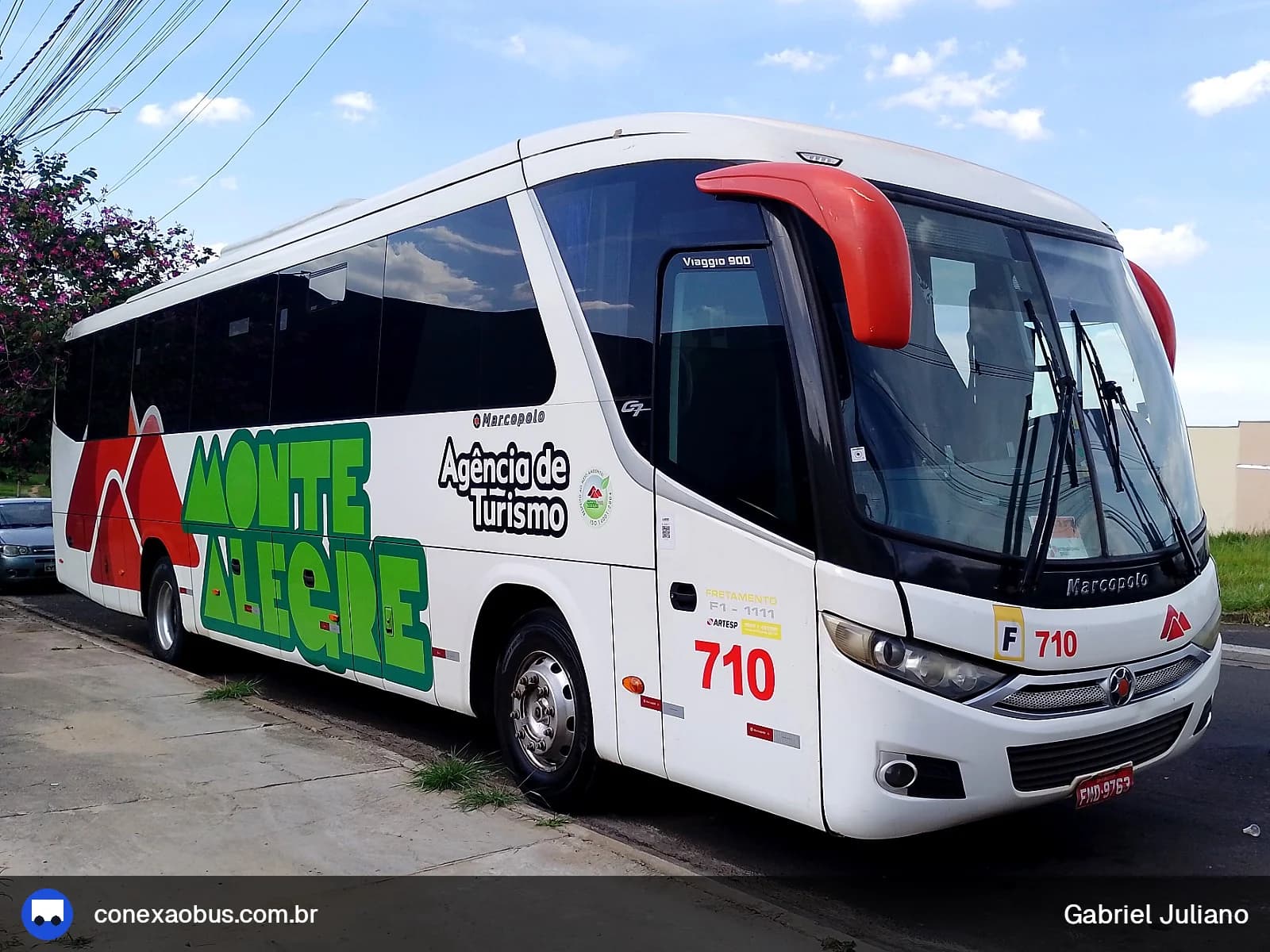 Ônibus Marcopolo Viaggio G7 900, da Monte Alegre Turismo, prefixo 710, em Piracicaba-SP