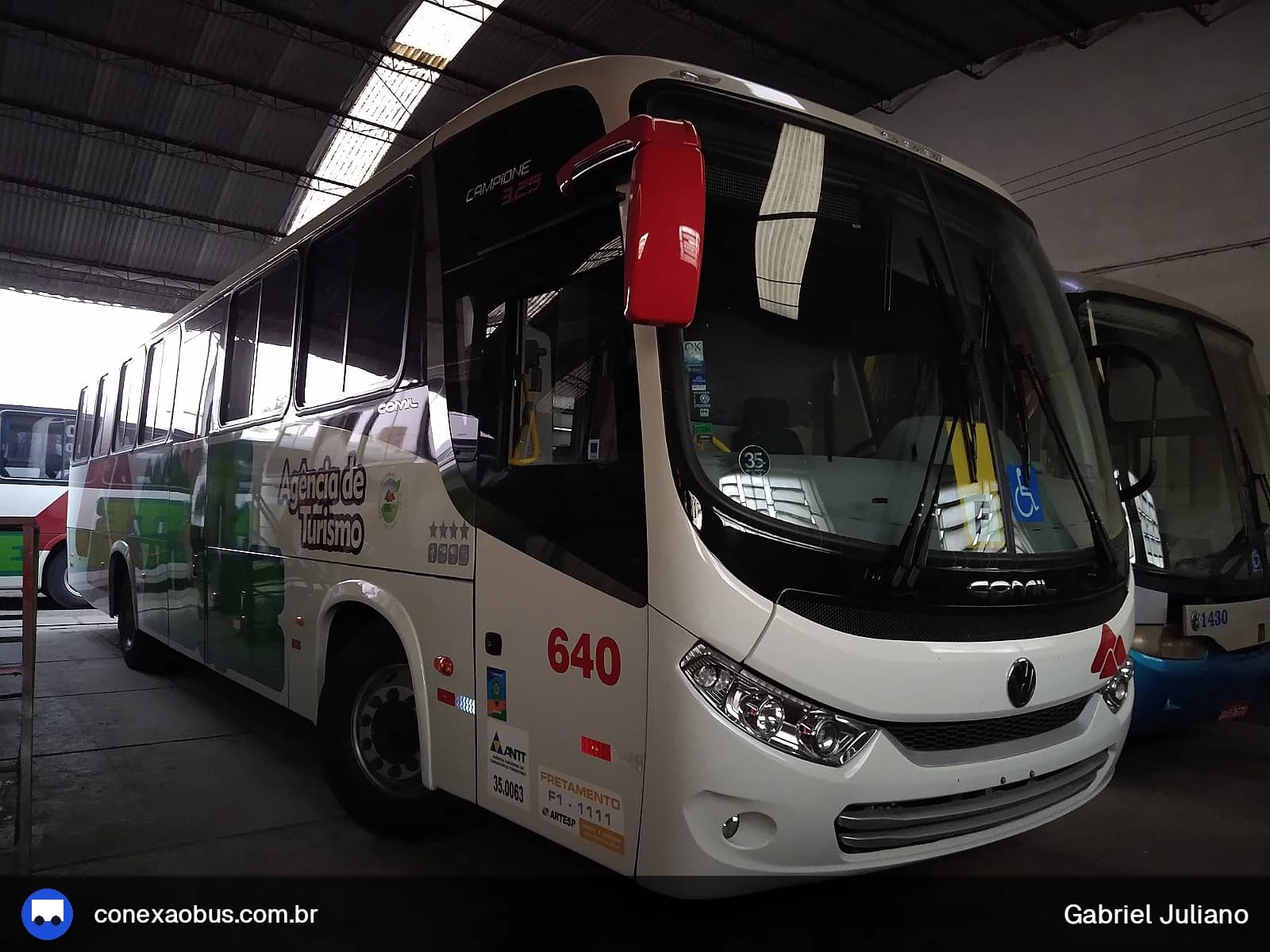 Ônibus Comil Campione 3.25 2014, da Monte Alegre Turismo, prefixo 640, em Piracicaba-SP