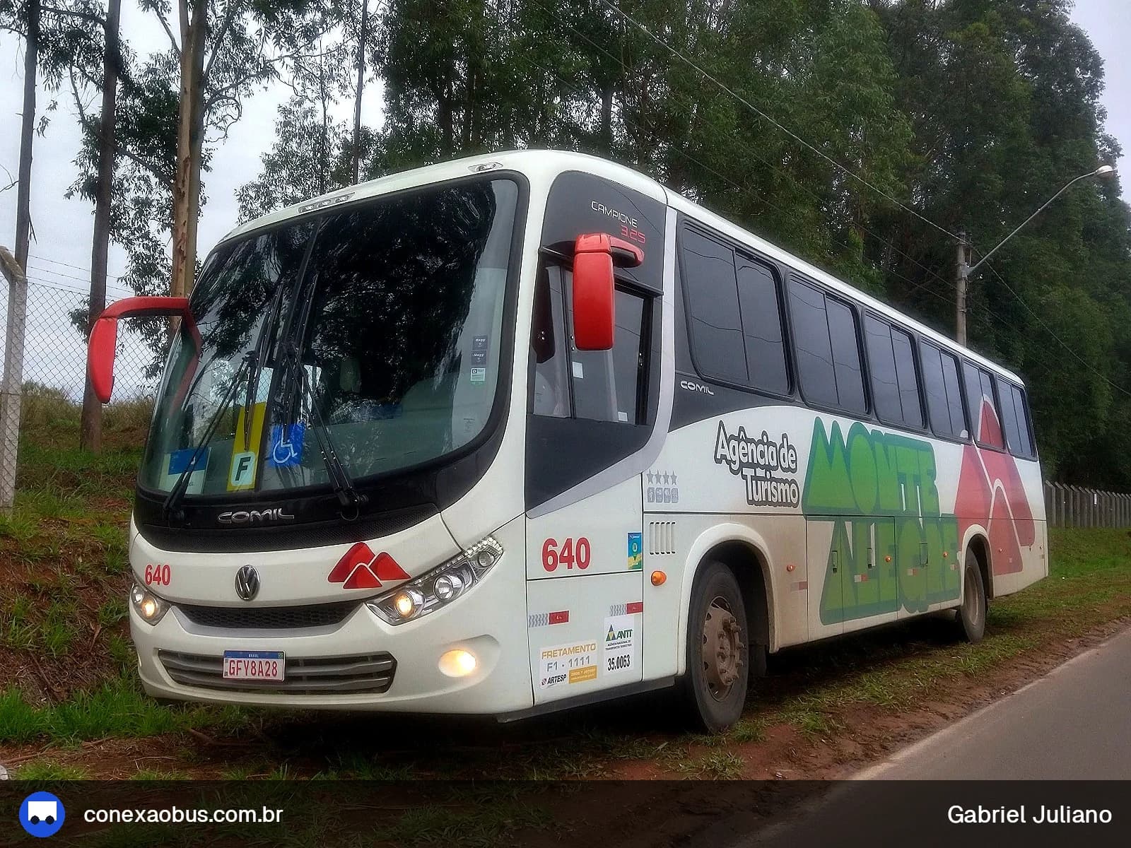 Ônibus Comil Campione 3.25 2014, da Monte Alegre Turismo, prefixo 640, linha 4 - CJ DO BRASIL, em Piracicaba-SP