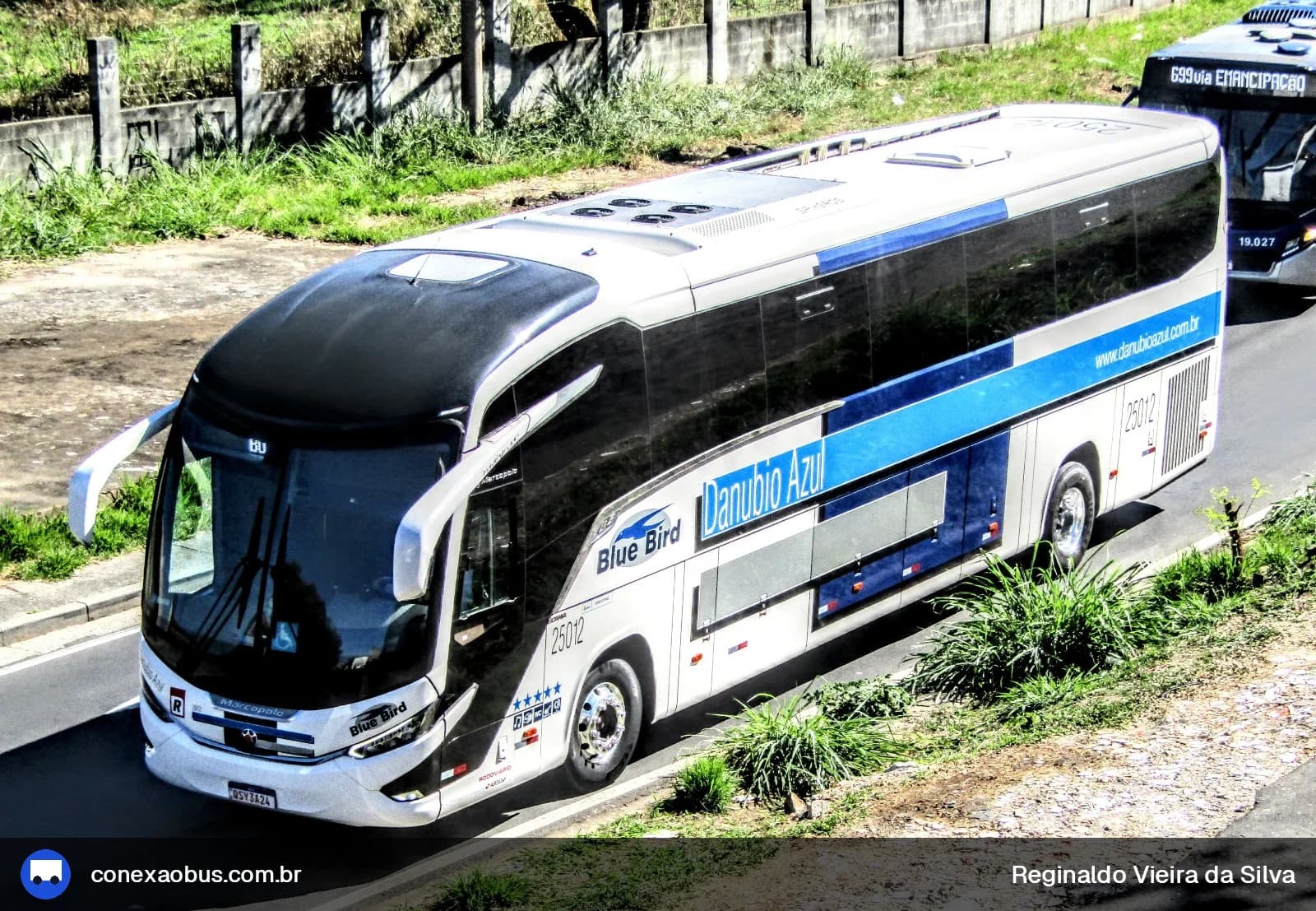Ônibus Marcopolo Paradiso G8 1200, da Danúbio Azul, prefixo 25012, em Campinas-SP