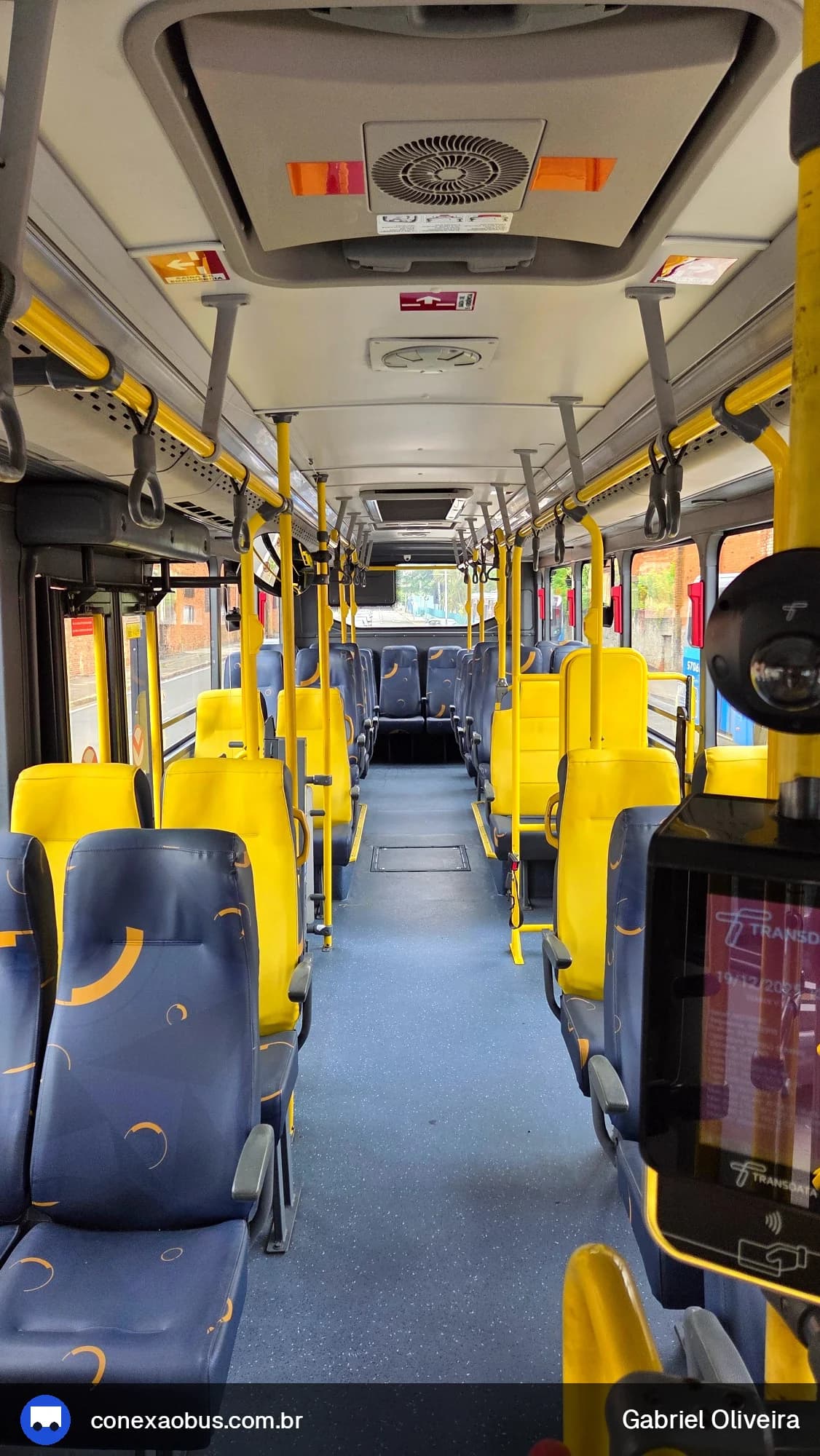 Ônibus CAIO Apache Vip V, da Rápido Sumaré | Pira Mobilidade, prefixo 32996, em Piracicaba-SP